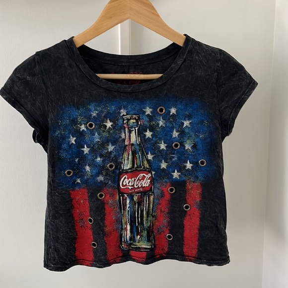 Coca-Cola Crop T-Shirt - Picture 2 of 6